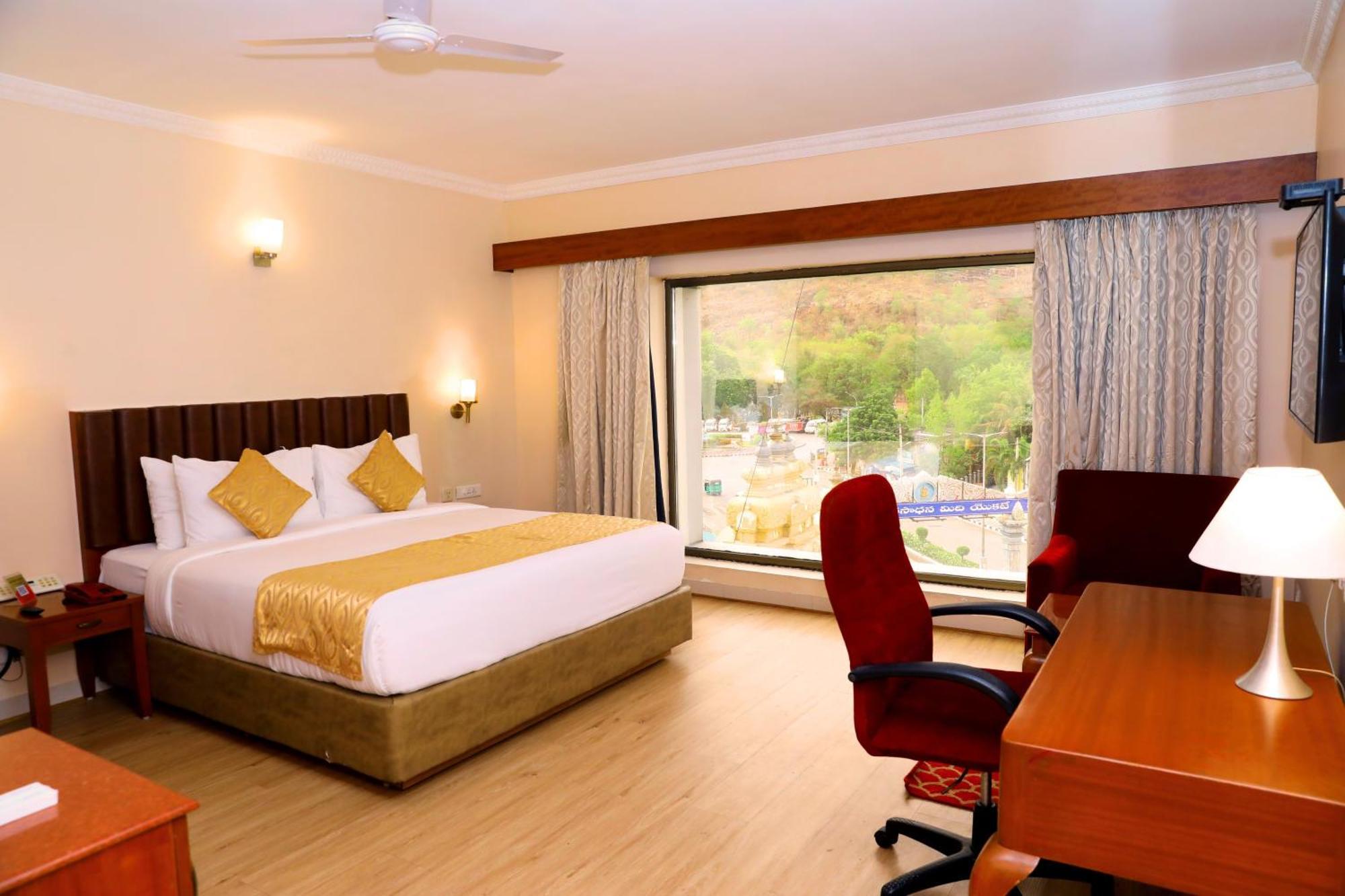 Raj Park- Hill View Hotell Tirupati Exteriör bild